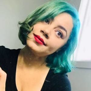 Meet your Posher, Adriana